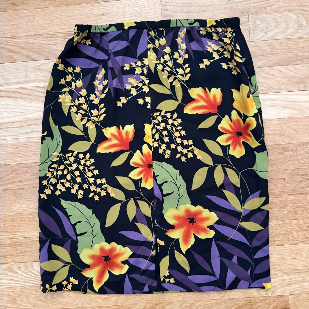 Vintage Floral & Black Skirt - Picture 2 of 7